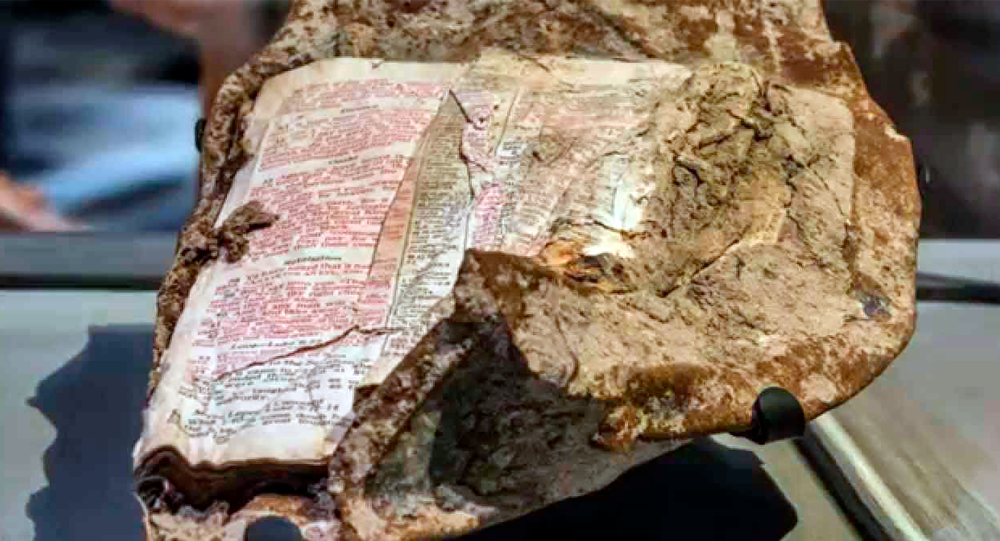 Bíblia encontrada nos destroços do World Trade Center