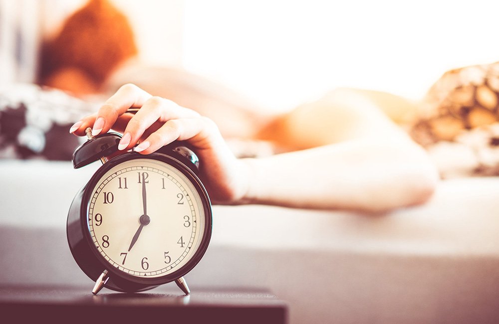 Pessoa que não quer acordar por estar com mente cansada